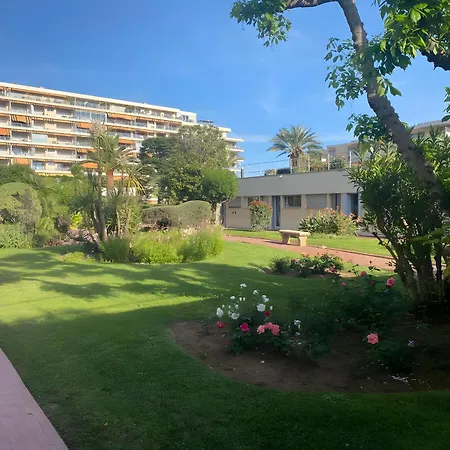 Lägenhet Tiny Modern Next To Croisette With Ac Cannes