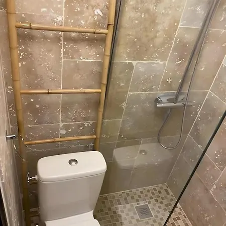 Tiny Modern Next To Croisette With Ac Appartement Cannes